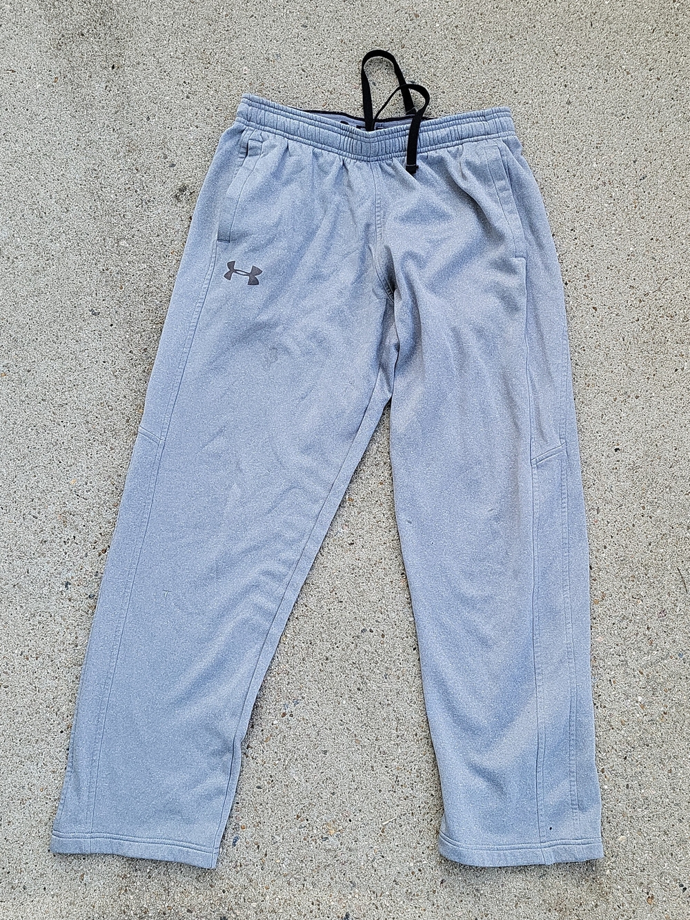 Y2K Vintage Under Armour Men's Light Gray Performance Jogger Pants